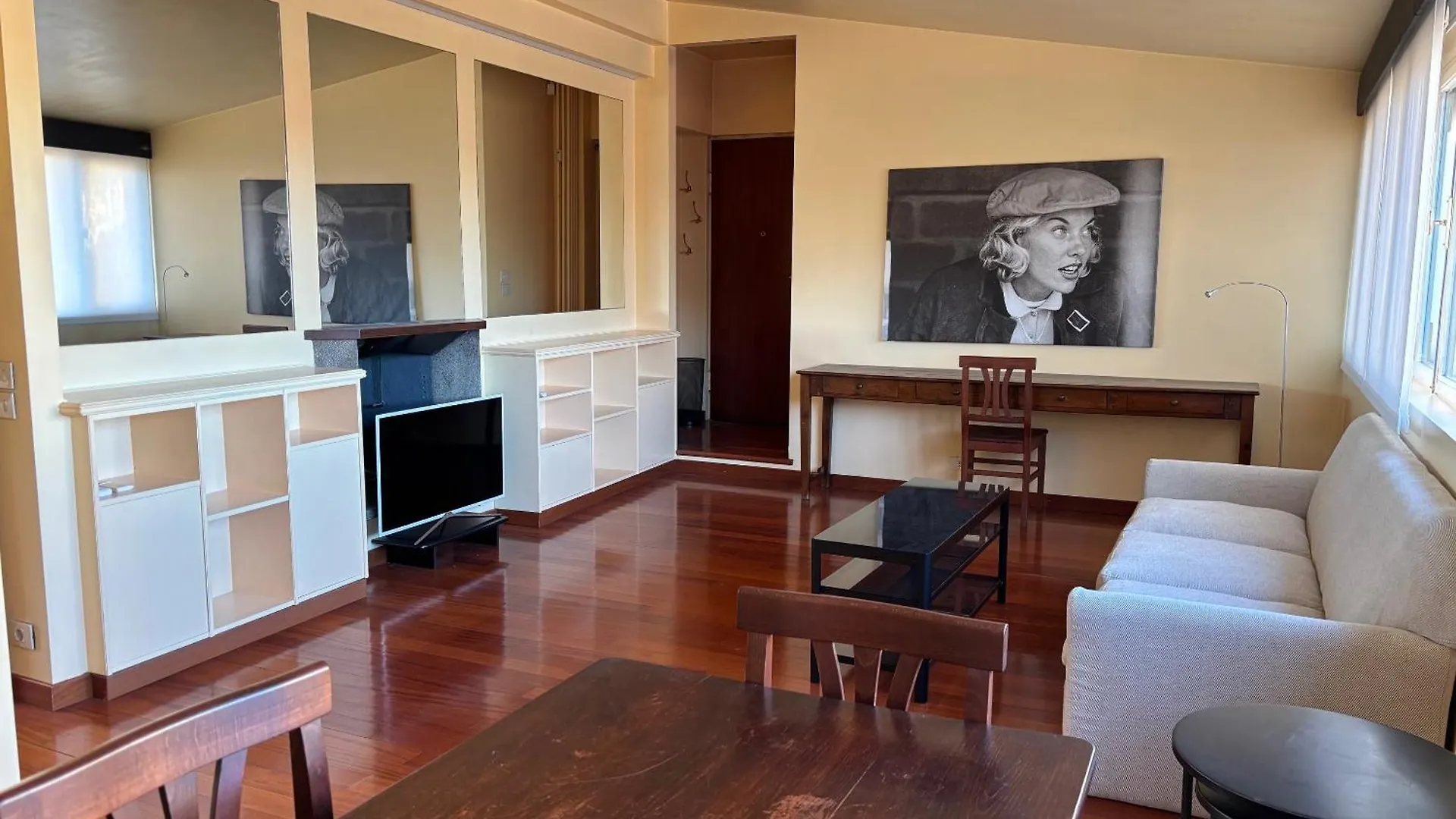 Penthouse In Fashion District Of Milan, Close To Montenapoleone, Duomo, Scala 밀라노