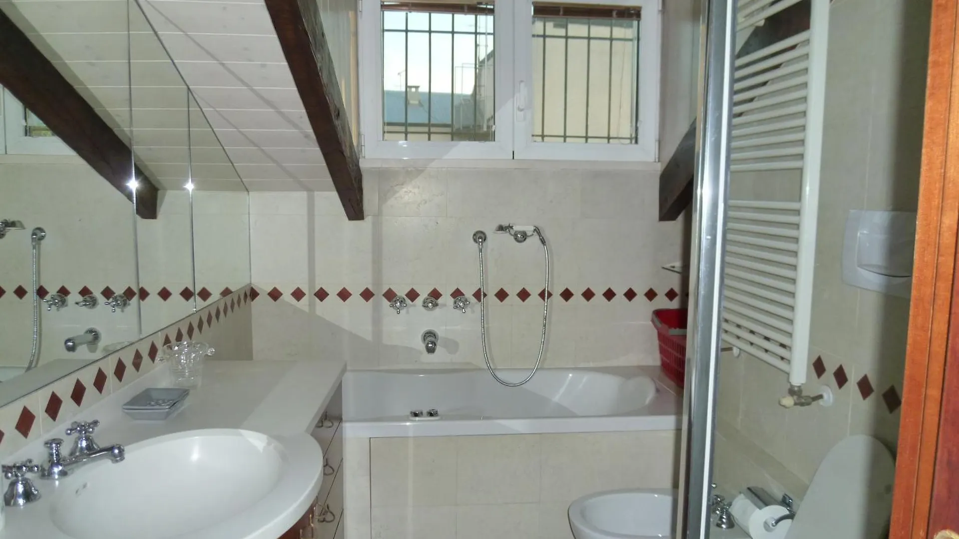 Penthouse In Fashion District Of Milan, Close To Montenapoleone, Duomo, Scala Μιλάνο